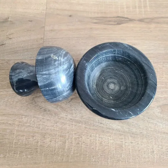 Black marble mortal & pestle. - Picture 3 of 5
